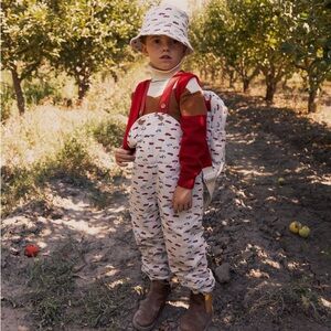 Fin and Vince waterproof bibs 8/9 vguc